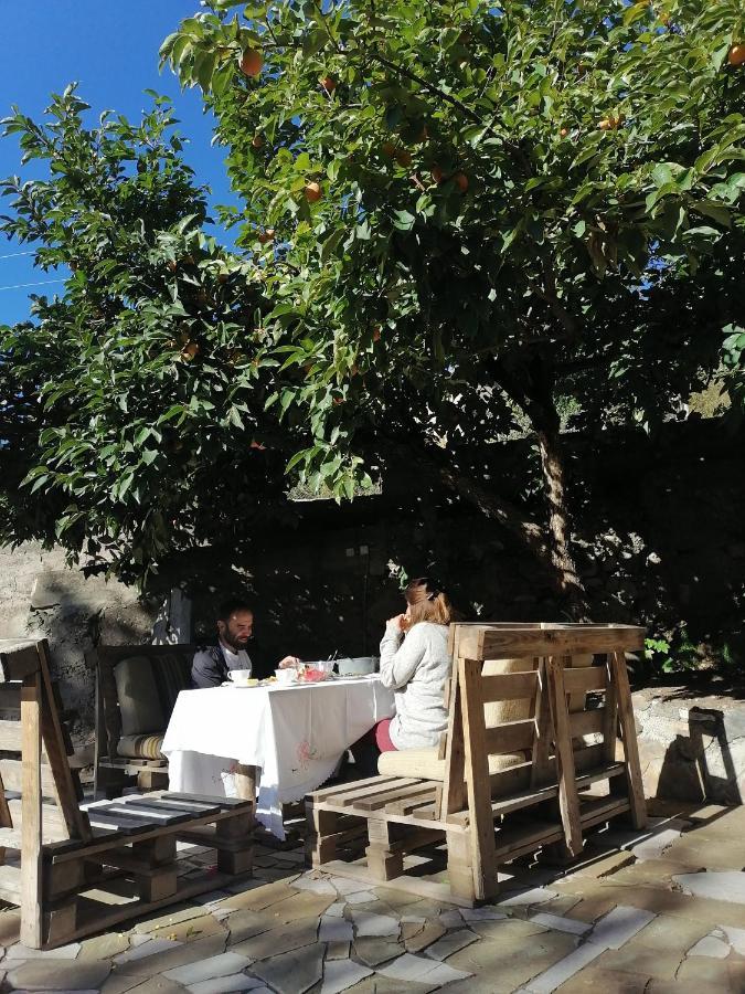 Elegaya Guest House Idzsevan Kültér fotó