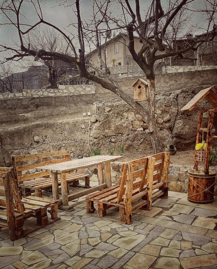 Elegaya Guest House Idzsevan Kültér fotó