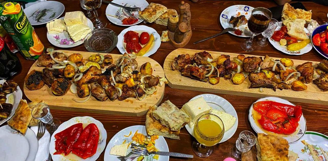 Elegaya Guest House Idzsevan Kültér fotó