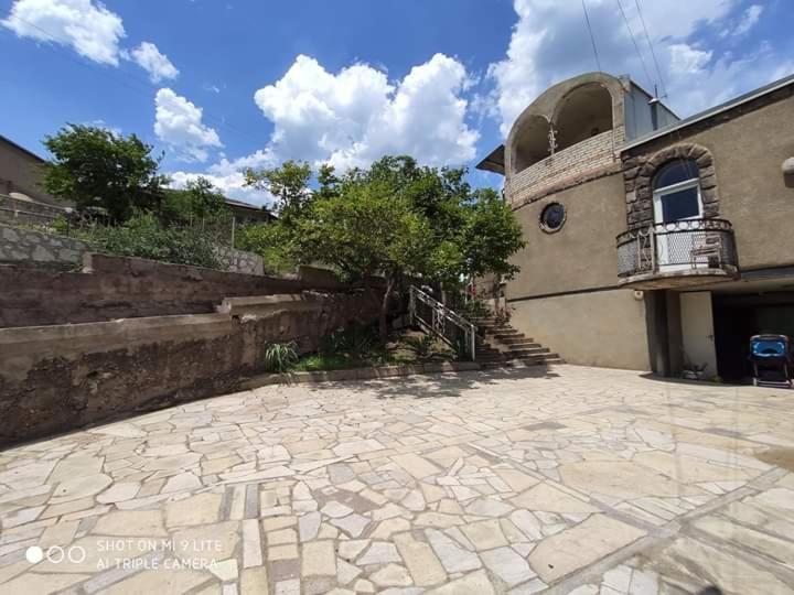 Elegaya Guest House Idzsevan Kültér fotó